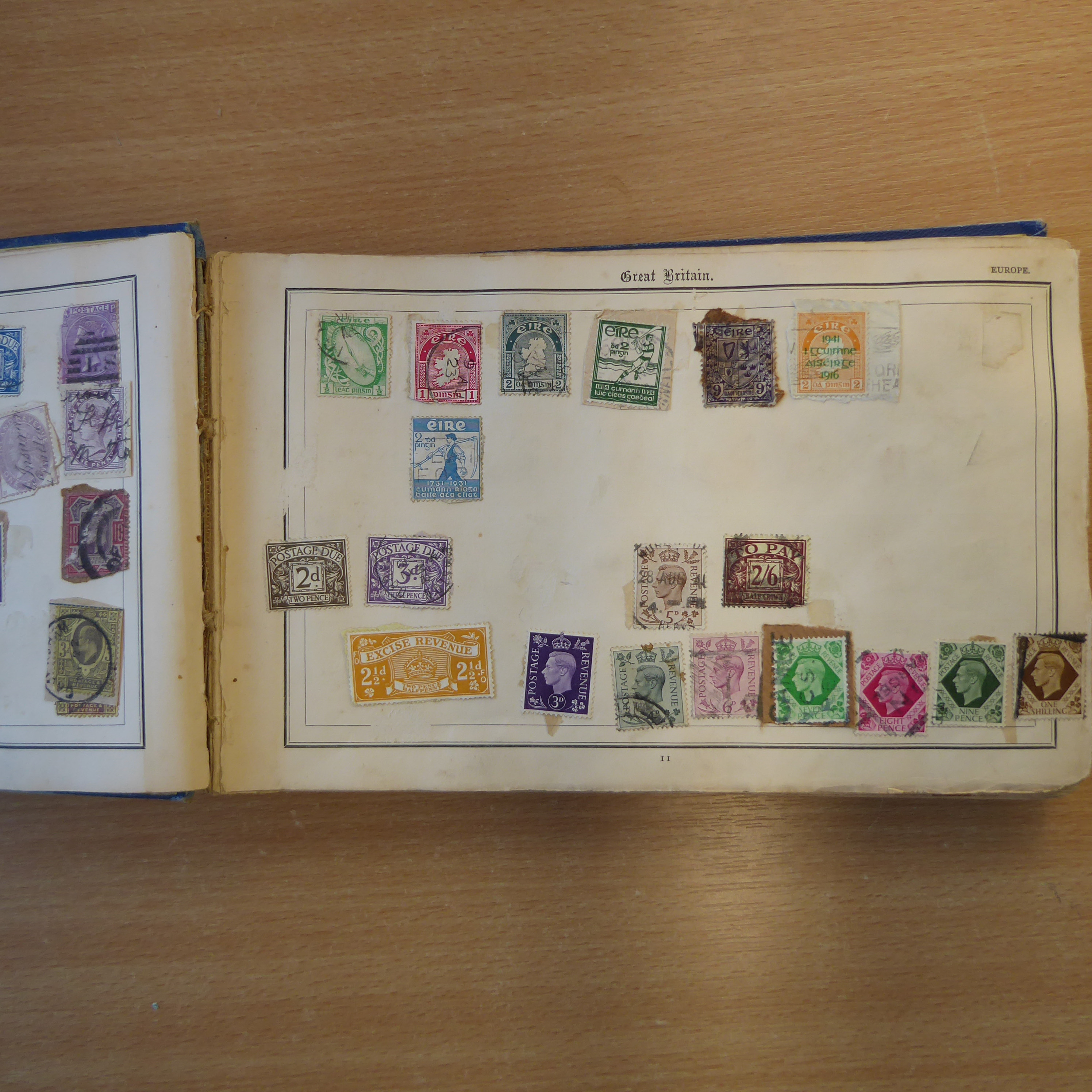 Eight vintage albums, some remaindered world stamps - Image 5 of 109