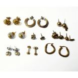 Various earrings; mostly 9-carat yellow gold and in pairs (combined gross weight 14.9g)