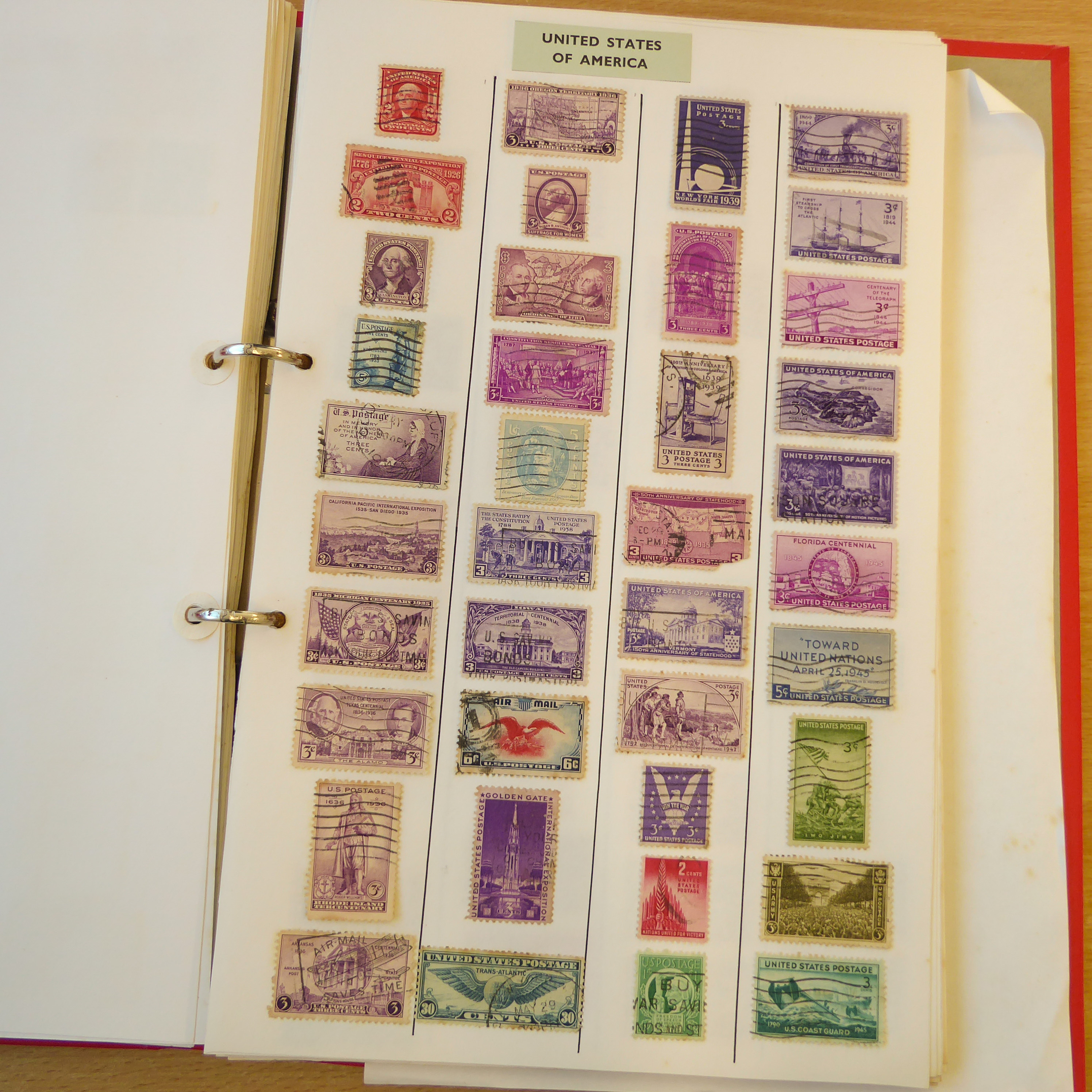 Twelve albums of world stamps - Image 36 of 50