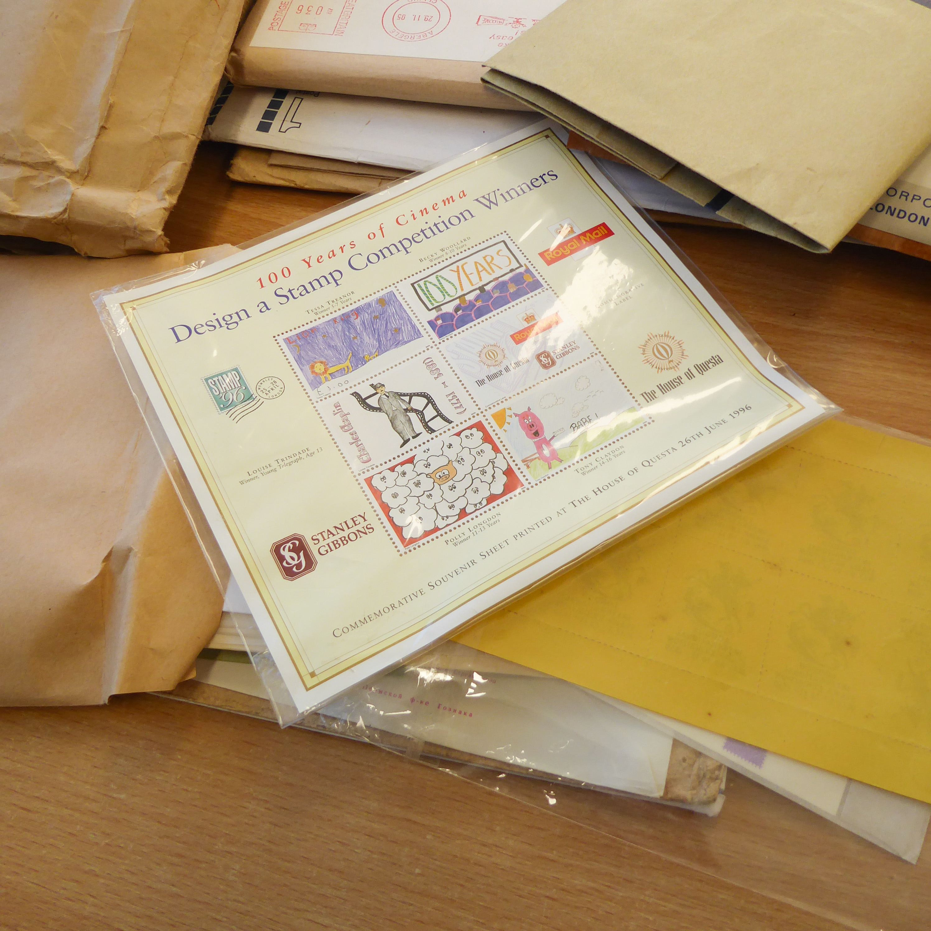 Two boxes of loose stamps in packets and tins, plus First Day Covers etc. - Image 15 of 16