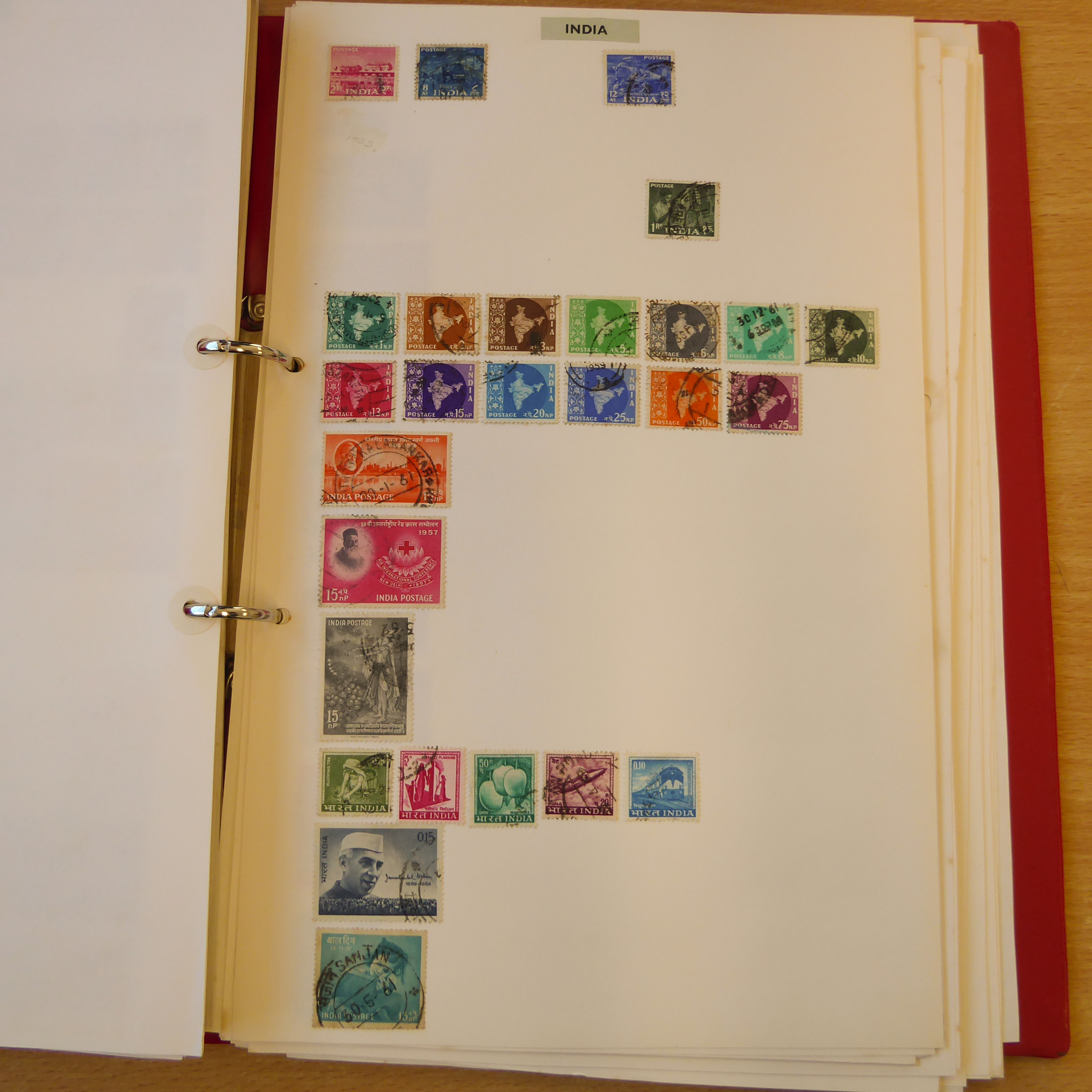 Twelve albums of world stamps - Image 28 of 50