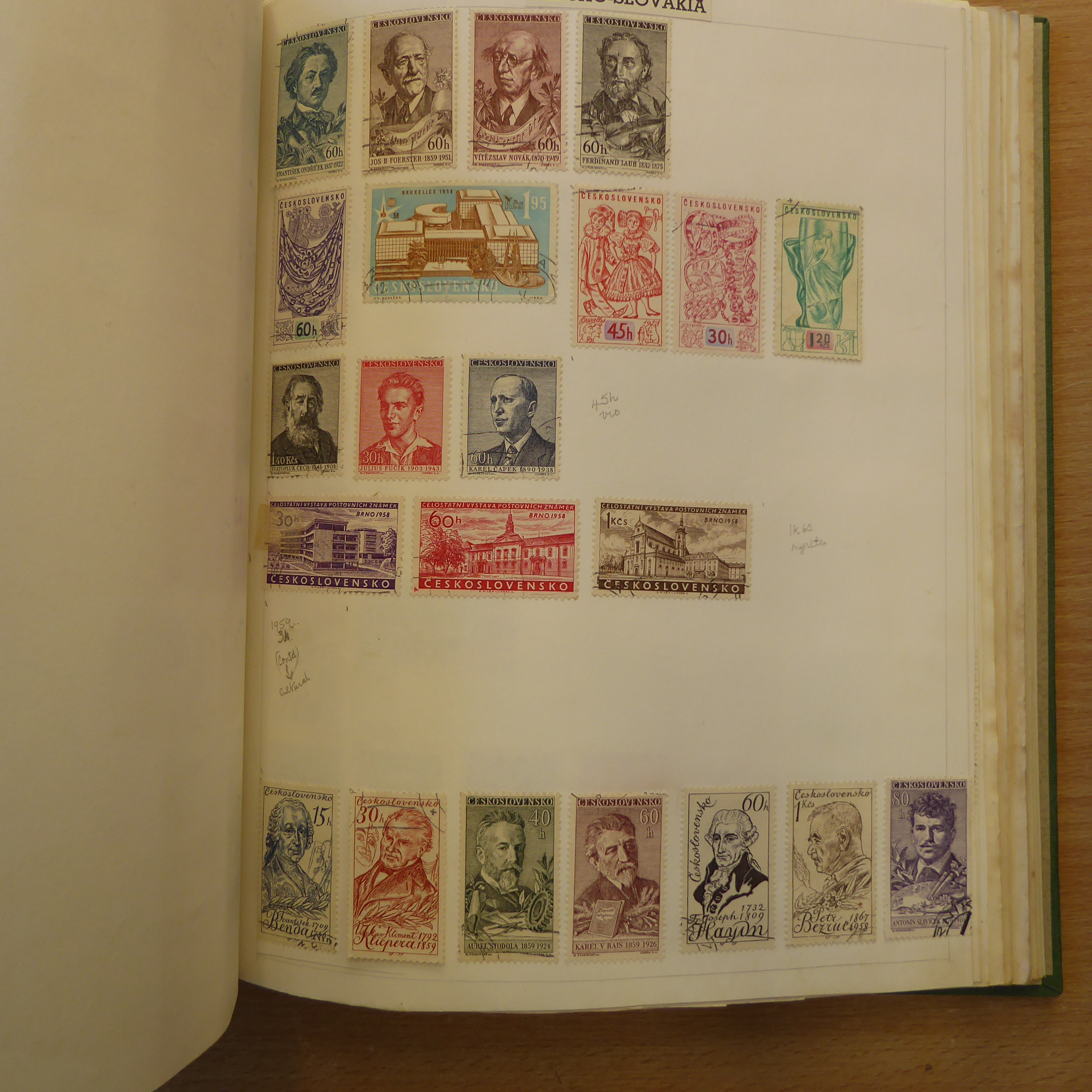 Thirteen albums of world stamps, early to modern - Image 111 of 140