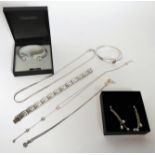 A collection of .925 silver jewellery (boxed)
