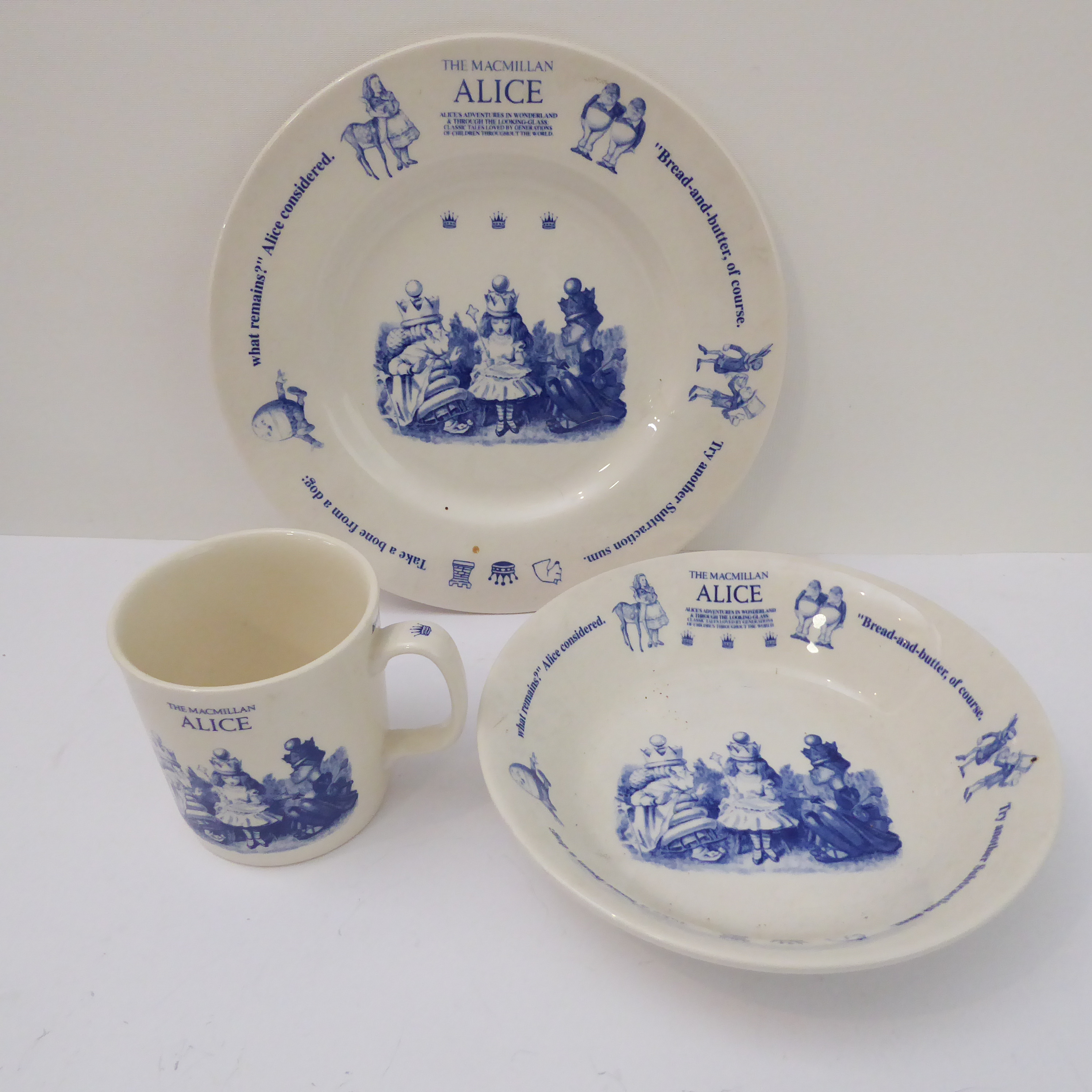 Miscellaneous ceramics to include: a Lord Roberts (1832-1914) transfer-printed commemorative - Image 21 of 23