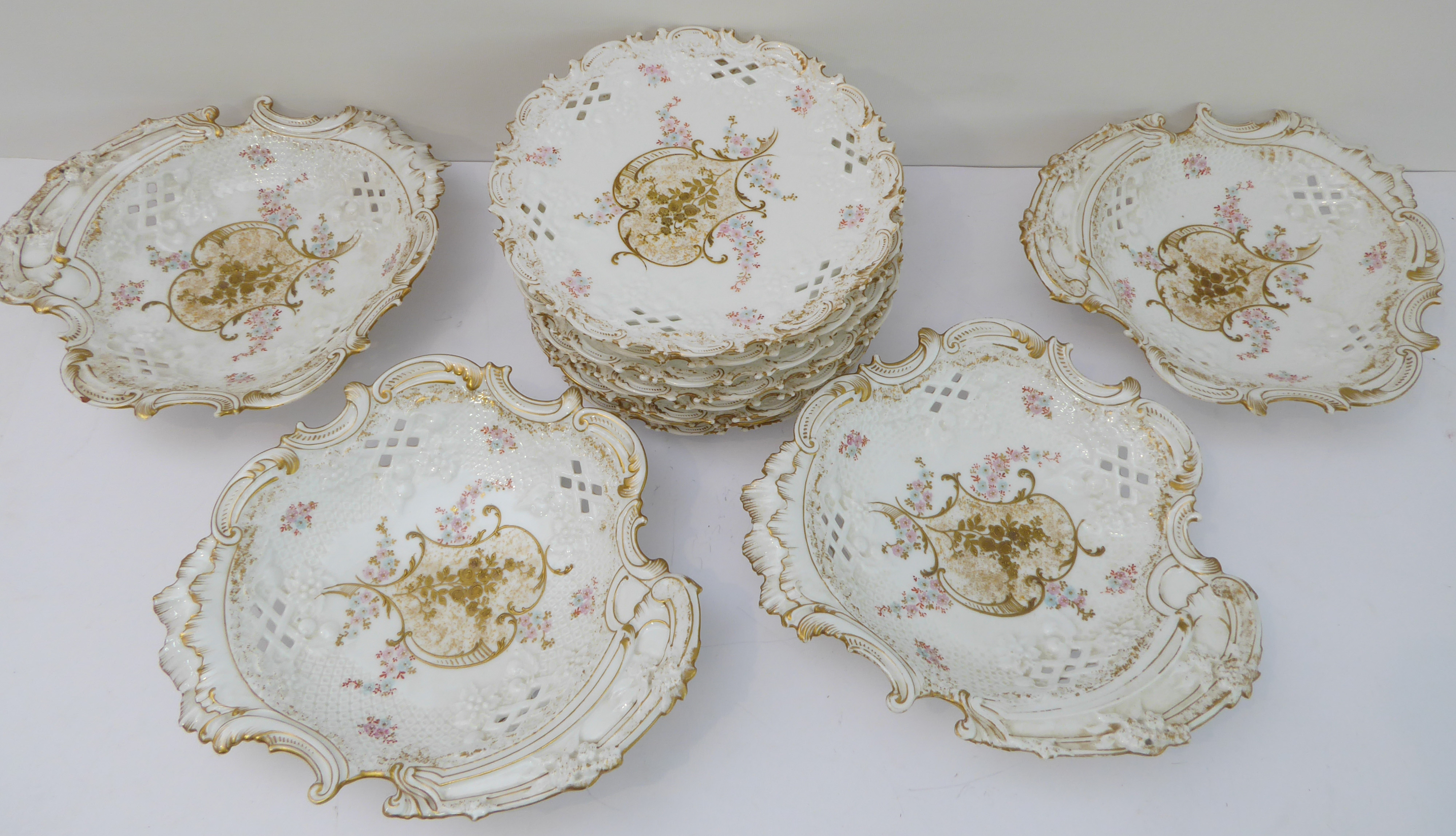 Two 19th century part-services:  1. the part dinner service comprising sixteen 23 cm dinner - Image 8 of 15