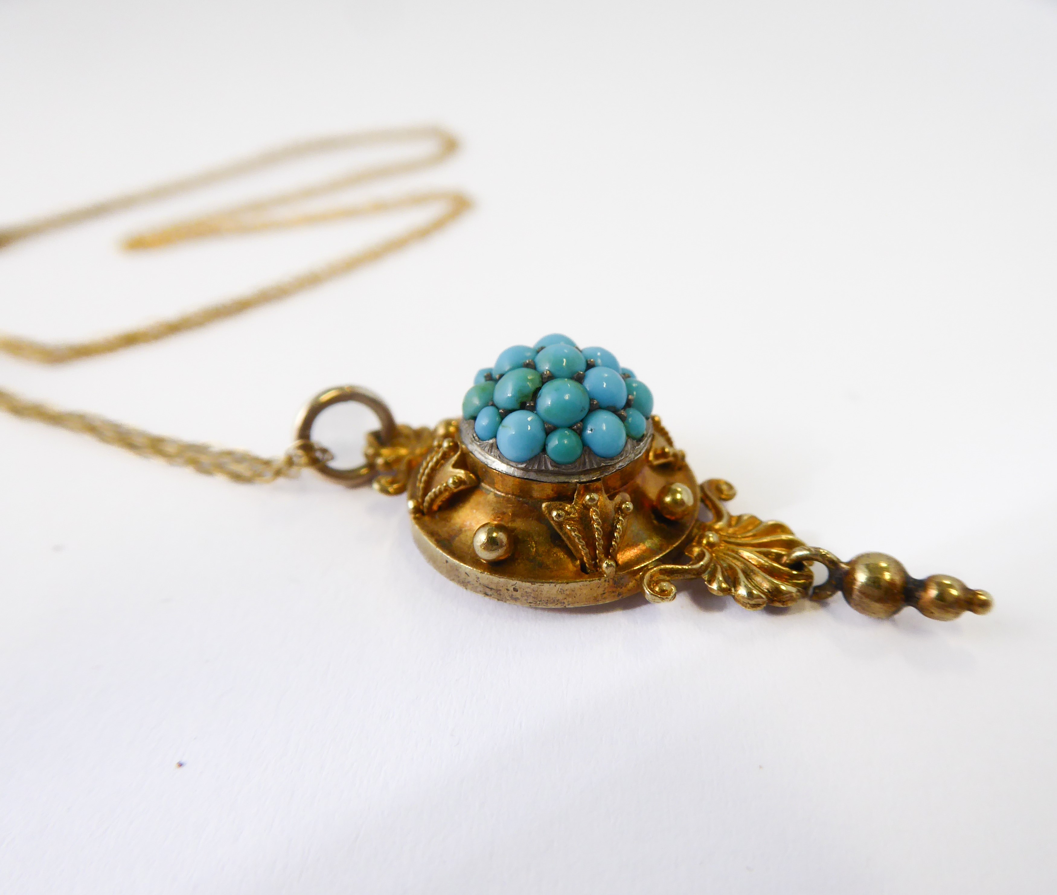 A Victorian gold and turquoise pendant and chain - Image 3 of 3