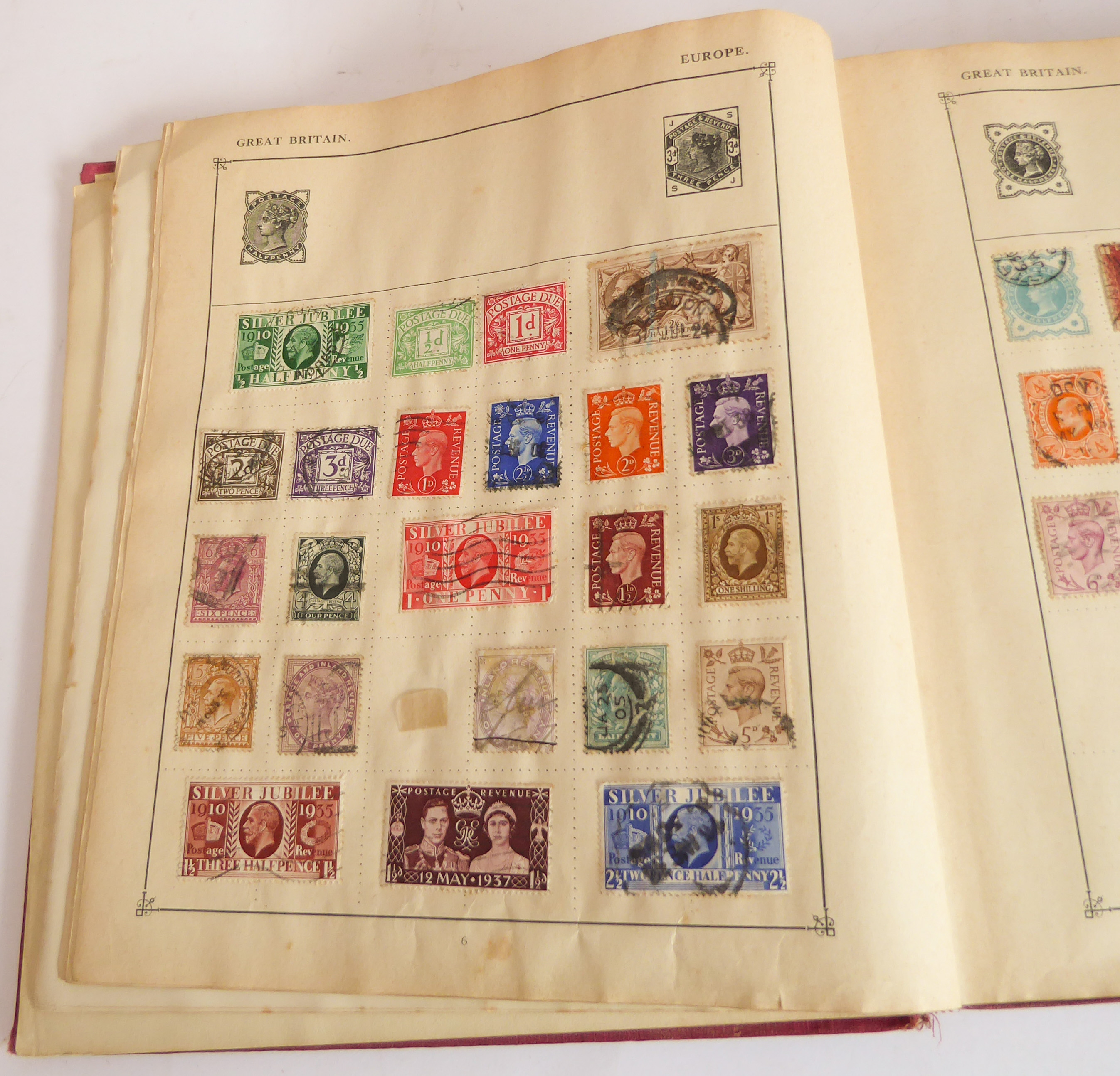 The Strand Stamp Album containing a mixed variety of worldwide stamps mostly late 19th to early 20th - Image 8 of 16