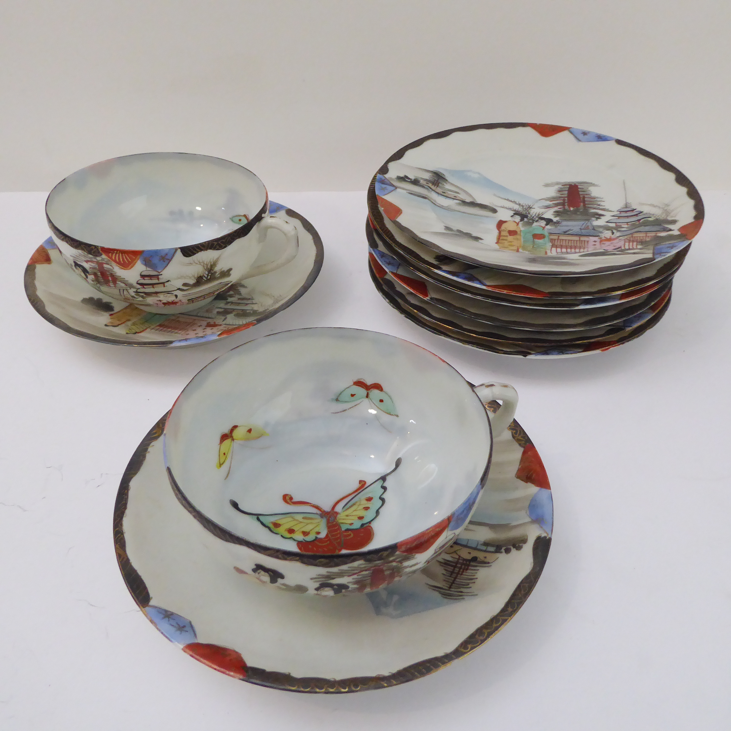 Miscellaneous ceramics to include: a Lord Roberts (1832-1914) transfer-printed commemorative - Image 12 of 23