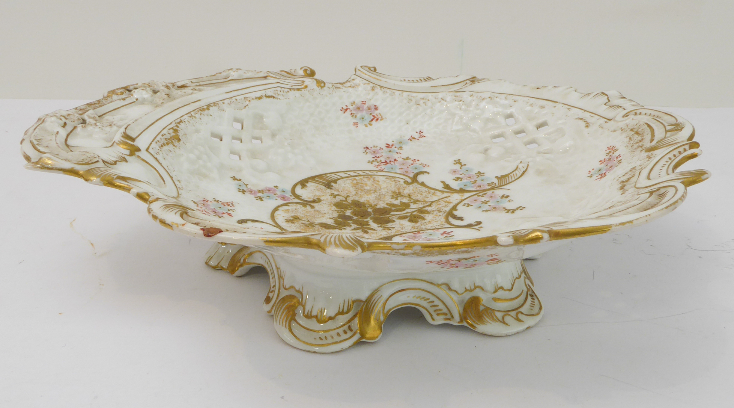 Two 19th century part-services:  1. the part dinner service comprising sixteen 23 cm dinner - Image 13 of 15