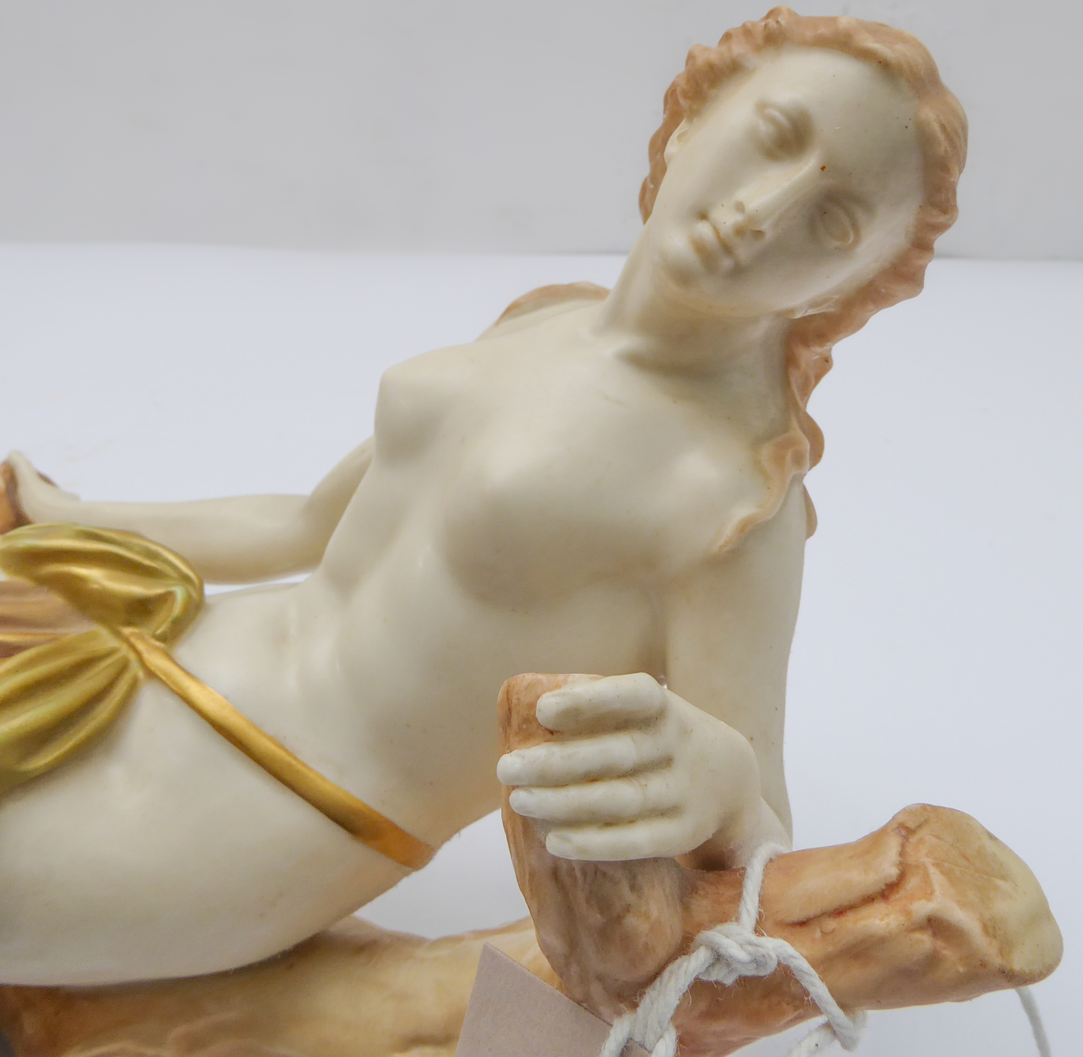 An early 20th century Royal Worcester porcelain figure 'The Bather Surprised': modelled after Sir - Image 5 of 7