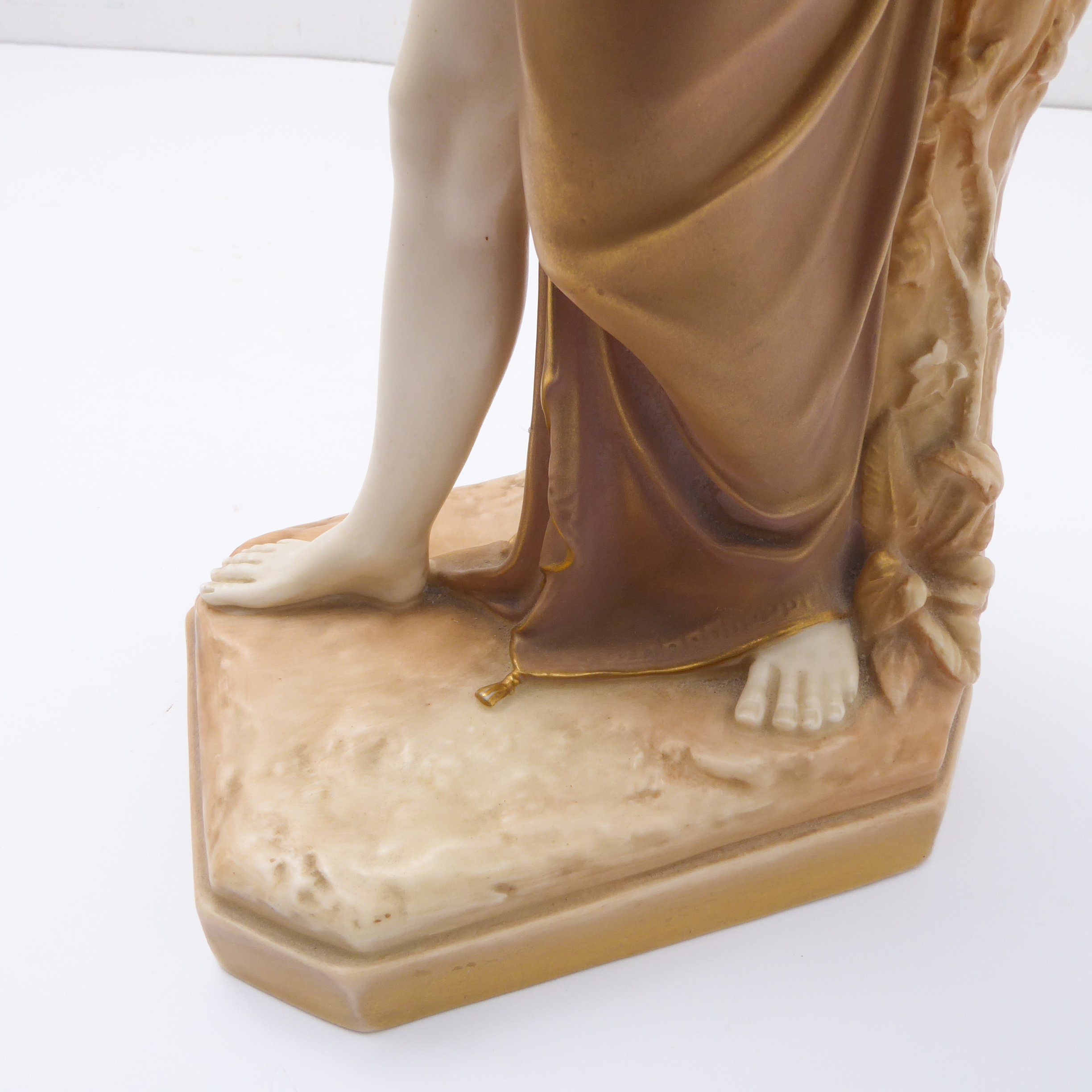 An early 20th century Royal Worcester porcelain figure 'The Bather Surprised': modelled after Sir - Image 7 of 7