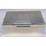 SILVER ENGINE TURNED JEWELLERY BOX, BIRMINGHAM 1956 - 14 CM WIDE.