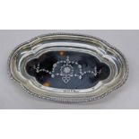 EARLY 20TH CENTURY OVAL SILVER & TORTOISESHELL PIN DISH WITH SILVER PIQUE WORK DECORATION BY MAPPIN