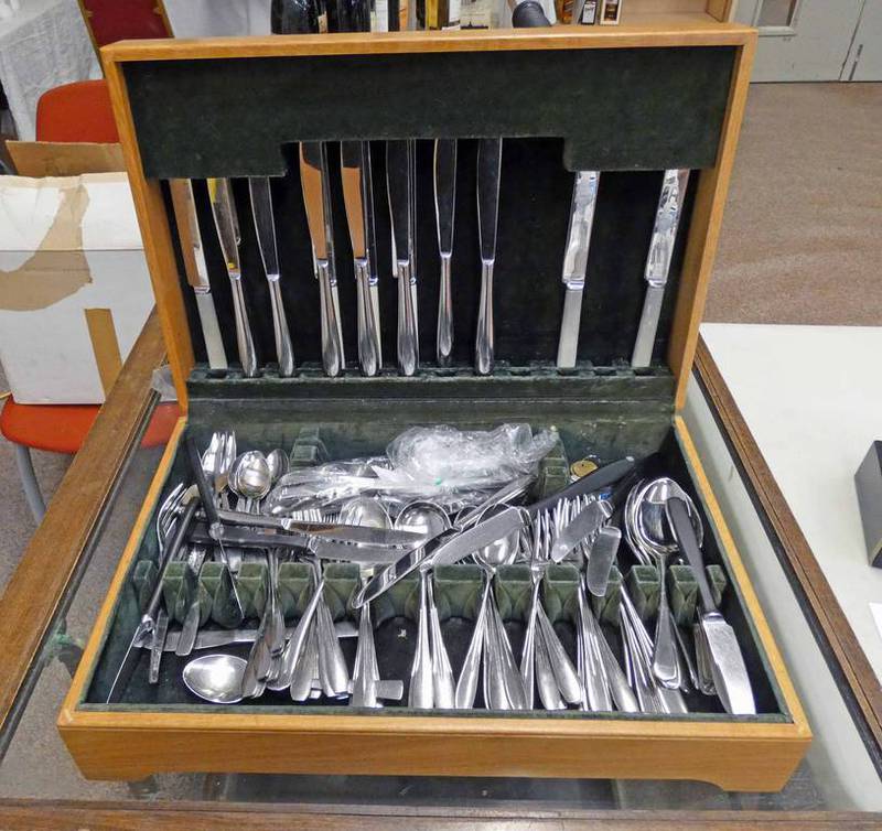 MODERN OAK CANTEEN OF CUTLERY AND CONTENTS