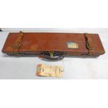 LEATHER SPORTING GUN CASE Condition Report: 73cm long. 15.5cm wide.
