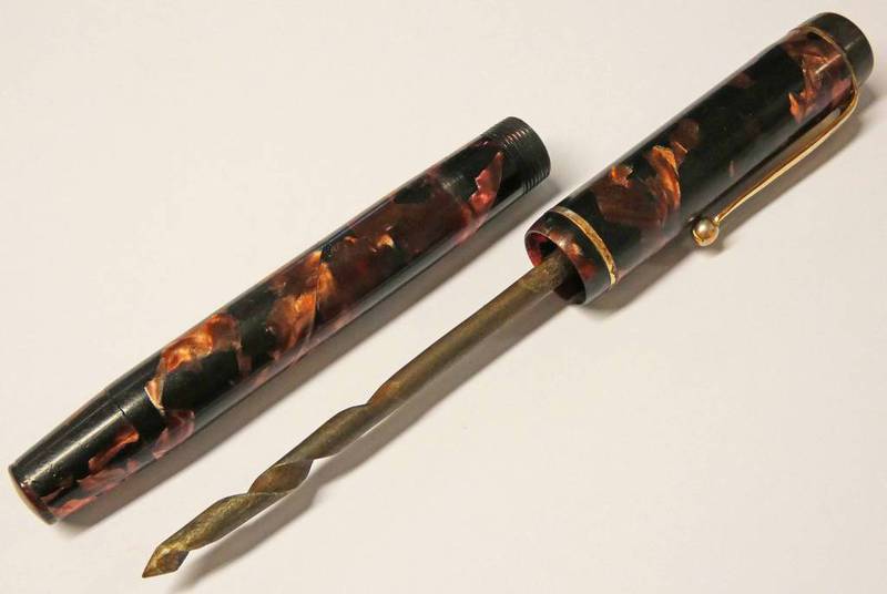 DAGGER PEN, PEN BODY IS A 1930'S / WW2 ERA MENTMORE AUTO FLOW FOUNTAIN PEN, THE 6.