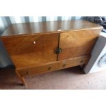 ARTS & CRAFTS OAK SIDEBOARD OF 2 PANEL DOORS OVER 2 DRAWERS ON SQUARE SUPPORTS,