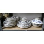 6 PLACE SETTINGS OF SUSIE COOPER DINNERWARE,