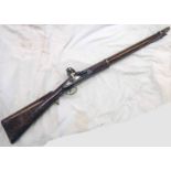 19TH CENTURY FLINTLOCK LONG GUN WITH 75 CM LONG OCTAGONAL BARREL, UNSIGNED LOCK,