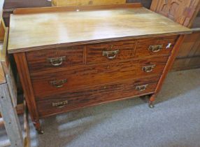 EARLY 20TH CENTURY WALNUT CHEST OF 3 SHORT OVER 2 LONG DRAWERS ON TURNED SUPPORTS,
