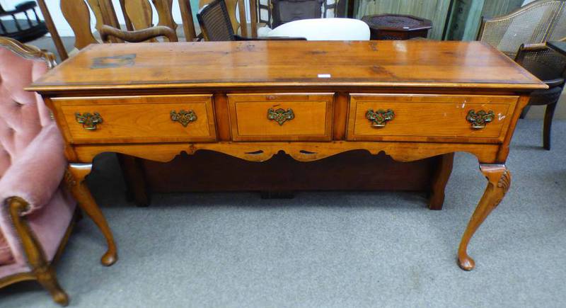 19TH CENTURY STYLE YEW WOOD HALL TABLE WITH 3 DRAWERS ON QUEEN ANNE SUPPORTS,