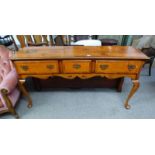 19TH CENTURY STYLE YEW WOOD HALL TABLE WITH 3 DRAWERS ON QUEEN ANNE SUPPORTS,