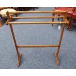 EARLY 20TH CENTURY OAK TOWEL RAIL