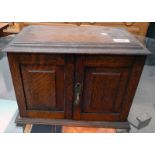 EARLY 20TH CENTURY OAK SMOKERS CABINET,