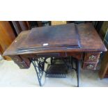 MAHOGANY SINGER SEWING TABLE WITH RETRACTABLE MACHINE AND 5 DRAWERS SERIAL NO J1060216