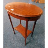 EARLY 20TH CENTURY CROSSBANDED MAHOGANY OVAL TOPPED TABLE,