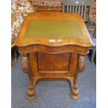 19TH CENTURY WALNUT DAVENPORT DESK WITH LEATHER INSET LIFT-UP TOP & 5 DRAWER TO RIGHT,