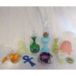SELECTION OF COLOURED GLASS INCLUDING PARAFFIN LAMP ,DECANTER,