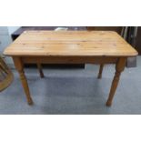 PINE KITCHEN TABLE ON TURNED SUPPORTS LENGTH 122 CM