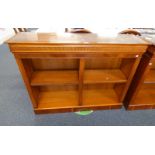 LATE 20TH CENTURY YEW WOOD OPEN BOOKCASE ON PLINTH BASE 92 CM TALL X 121 CM WIDE