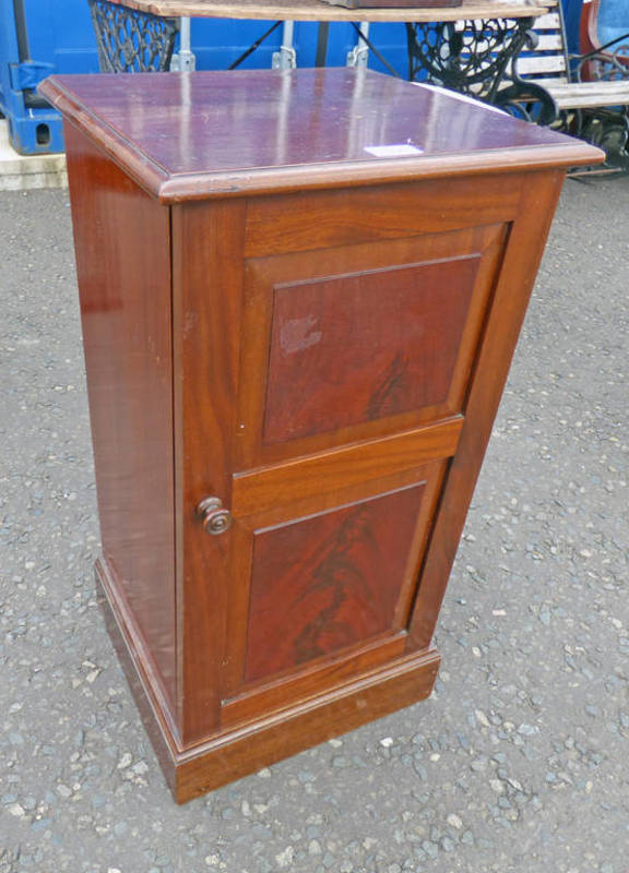 LATE 19TH CENTURY MAHOGANY SINGLE DOOR CABINET,