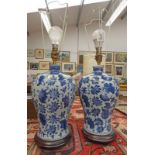 PAIR OF BLUE & WHITE CHINESE PORCELAIN TABLE LAMPS ON MAHOGANY BASES 32CM TALL