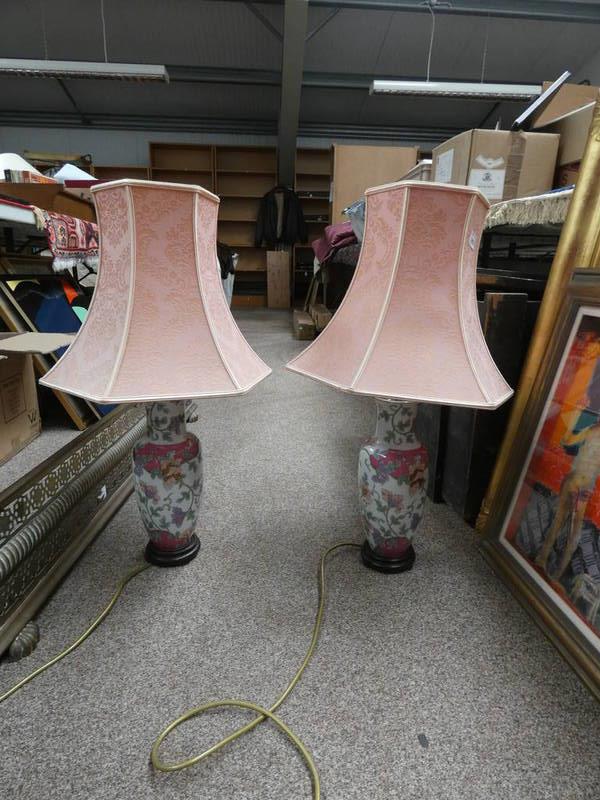 PAIR ORIENTAL STYLE TABLE LAMPS