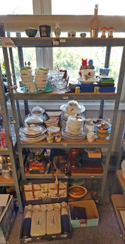 LARGE SELECTION OF PORCELAIN GLASSWARE ETC INCLUDING PICNIC SET, 19TH CENTURY DINNERWARE, GLASSES,