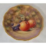 ROYAL WORCESTER FRUIT PATTERN PLATE DECORATED WITH APPLES & GRAPES - 20CM DIAMETER