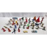 SELECTION OF PLASTIC FIGURES INCLUDING SOLDIERS,