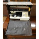 SINGER ELECTRIC SEWING MACHINE