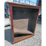 MAHOGANY OPEN BOOKCASE WITH ADJUSTABLE SHELVES.