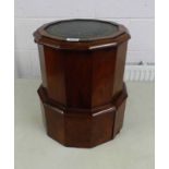 19TH CENTURY MAHOGANY COMMODE WITH LEATHER TOP,