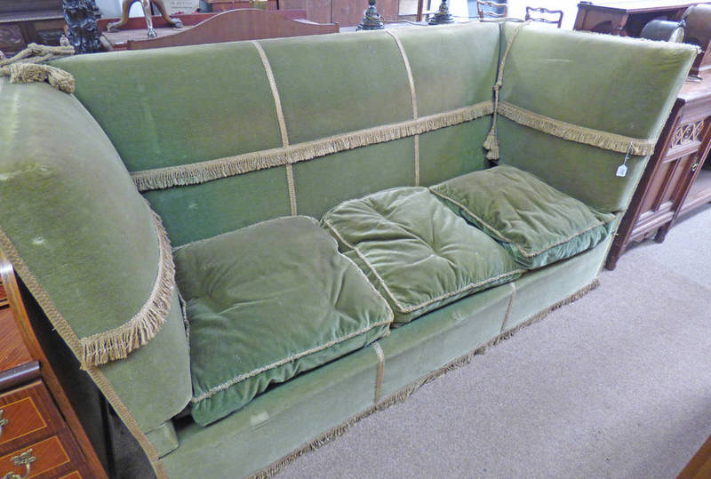 GREEN KNOLL SETTEE