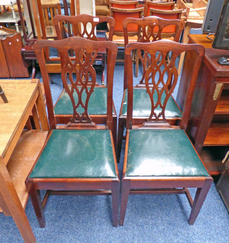 SET OF 4 19TH CENTURY MAHOGANY DINING CHAIRS ON SQUARE SUPPORTS