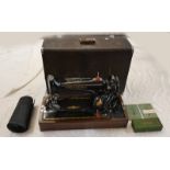 SINGER SEWING MACHINE IN CASE