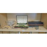 SELECTION OF SILVER PLATED WARE INCLUDING CASED FISH SERVERS,