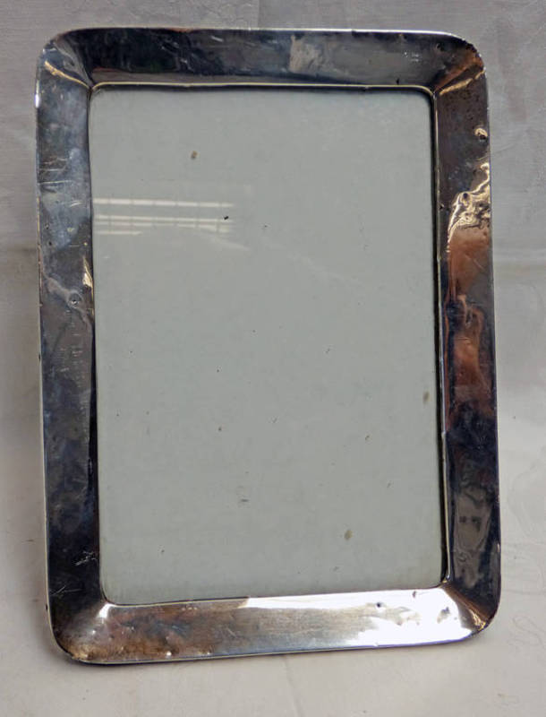 SILVER PHOTO FRAME, BIRMINGHAM 1909, 24.