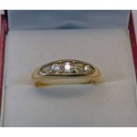 18CT GOLD 5-STONE DIAMOND SET RING Condition Report: Ring size: O.