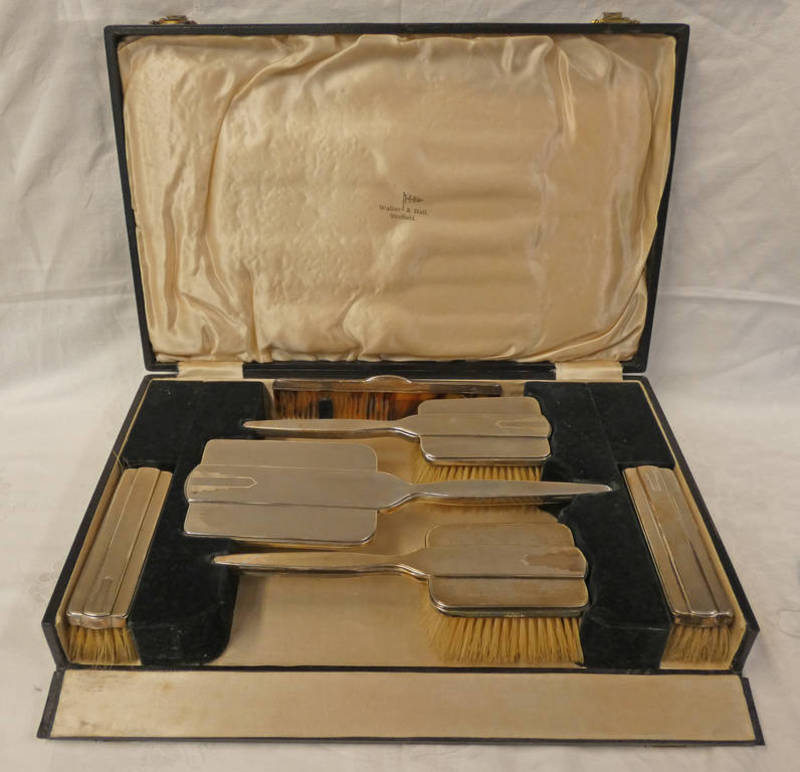 ART DECO 6 PIECE SILVER DRESSING TABLE SET BY WALKER & HALL,